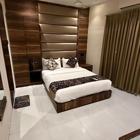 M E R I T O N Hotel T-2 Βομβάη Εξωτερικό φωτογραφία