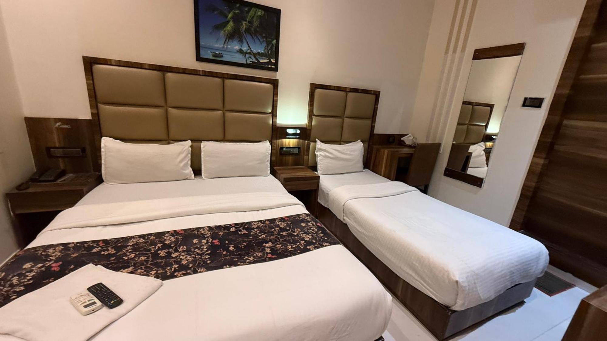 M E R I T O N Hotel T-2 Βομβάη Εξωτερικό φωτογραφία