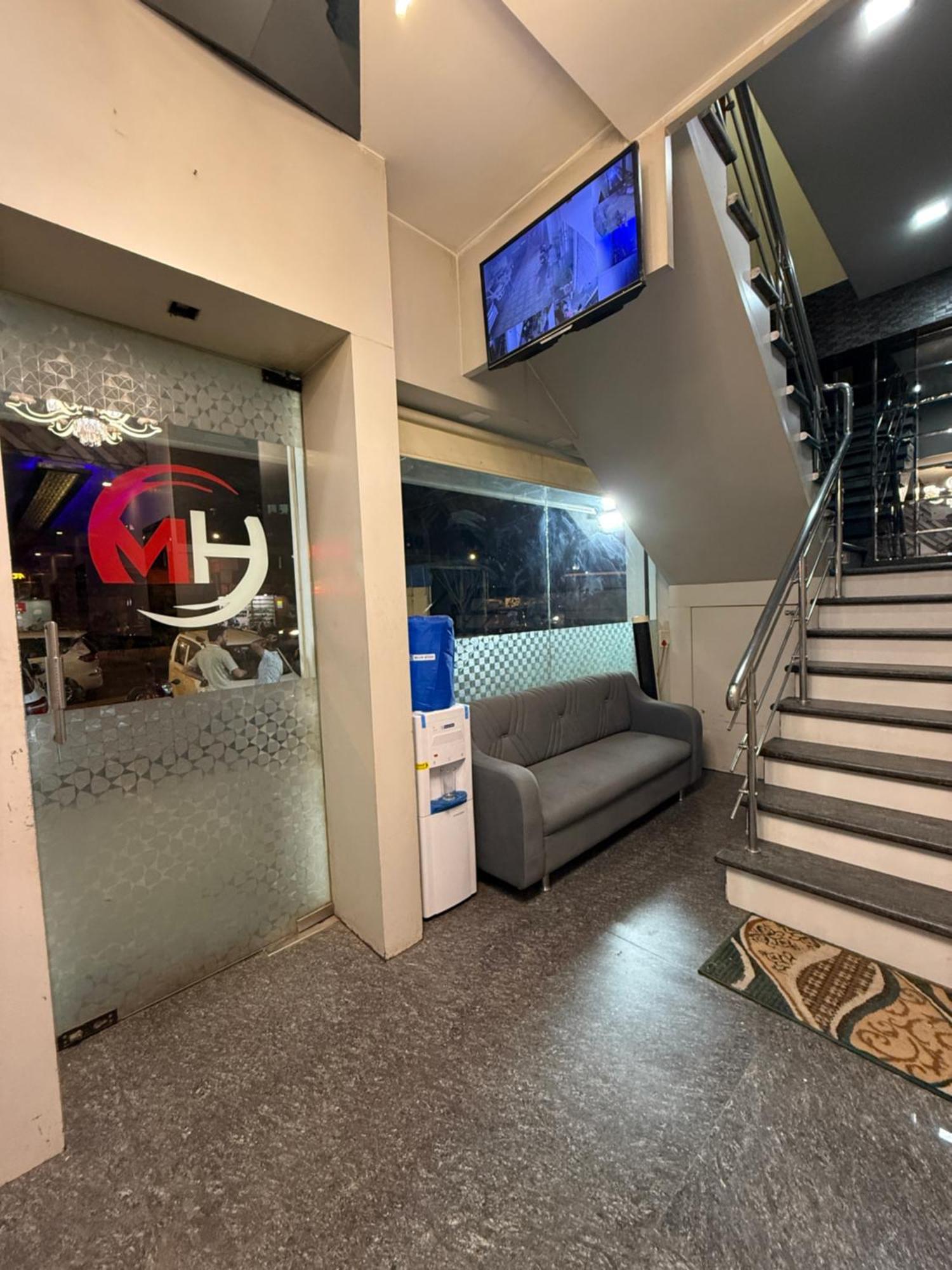 M E R I T O N Hotel T-2 Βομβάη Εξωτερικό φωτογραφία