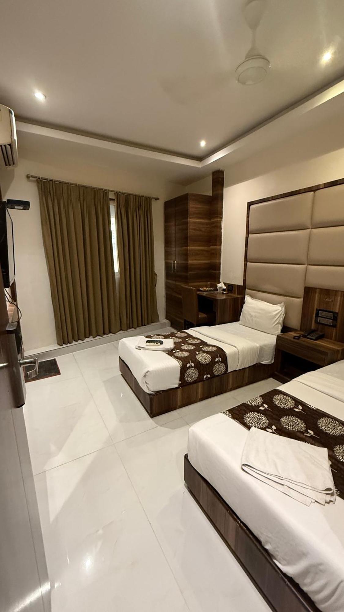 M E R I T O N Hotel T-2 Βομβάη Εξωτερικό φωτογραφία