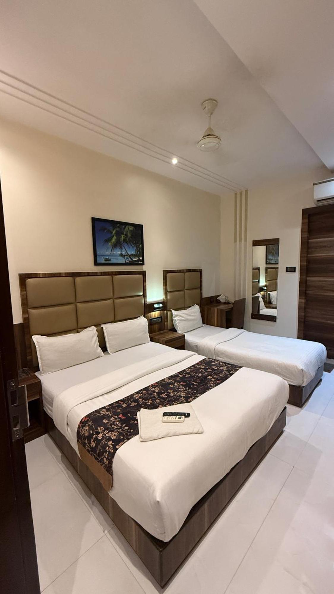 M E R I T O N Hotel T-2 Βομβάη Εξωτερικό φωτογραφία